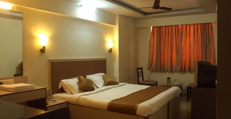 Hotel Ace Residency Mumbai Room photo